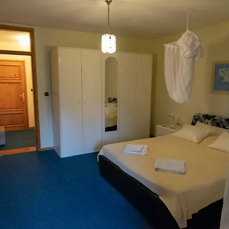 Bed & Breakfast Dianaville *