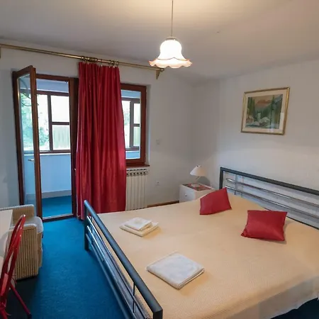 Dianaville Bed & Breakfast