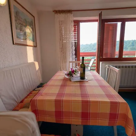 Dianaville Bed & Breakfast *